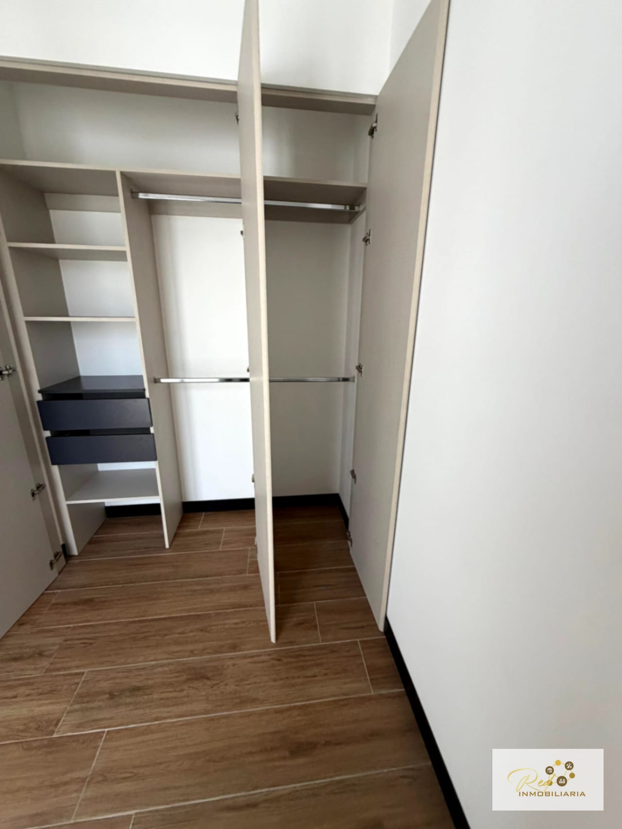 đ˘ APARTAMENTO EN ALQUILER â EDIFICIO LIRIOS 3 DE CAYALA â Apartamento en Alquiler en Ciudad CayalĂĄ, Zona 16, Guatemala, Ciudad â foto 12 de 17
