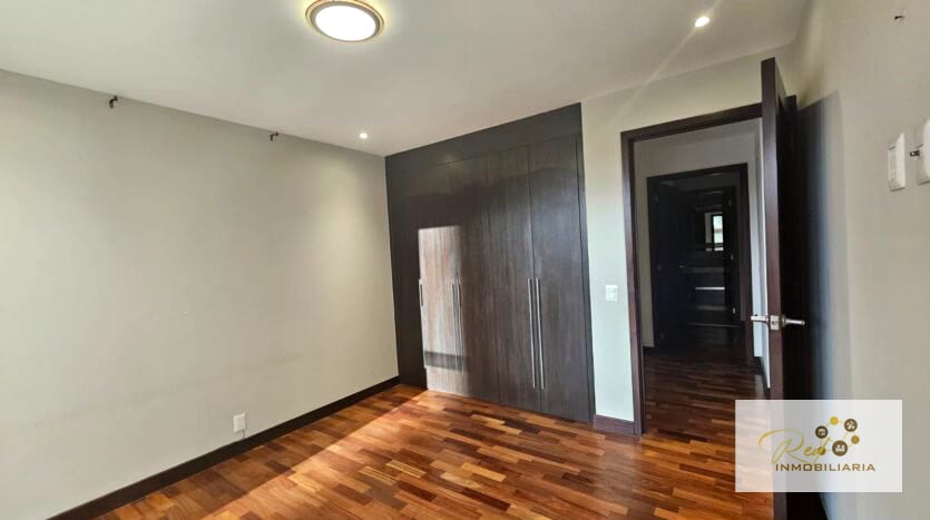 🏙️ APARTAMENTO EN VENTA Edificio Lantana, Zona 14 — Apartamento en Venta en Zona 14, Guatemala, Ciudad — foto 3 de 5