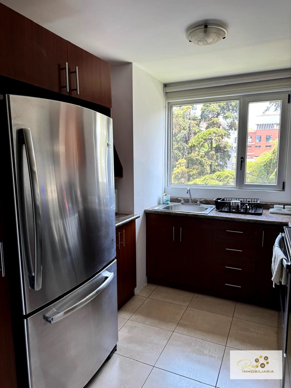 🏢 Apartamento en Alquiler – Zona 14, Edificio Catania — Apartamento en Alquiler en Zona 14, Guatemala, Ciudad — foto 3 de 10