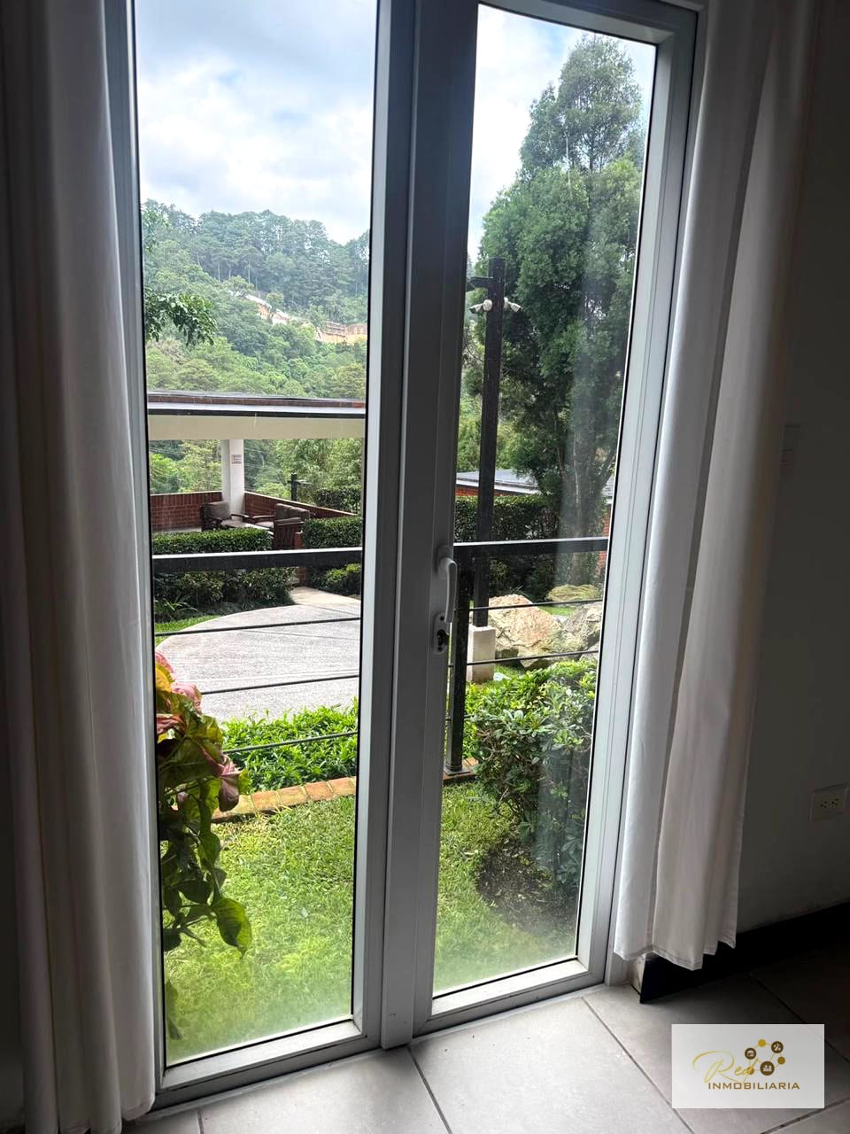 🏠 SE VENDE – Apartamento en Hexa Cañada 16, Zona 16 (camino al Pulte) — Apartamento en Venta en Zona 16, Guatemala, Ciudad — foto 6 de 14
