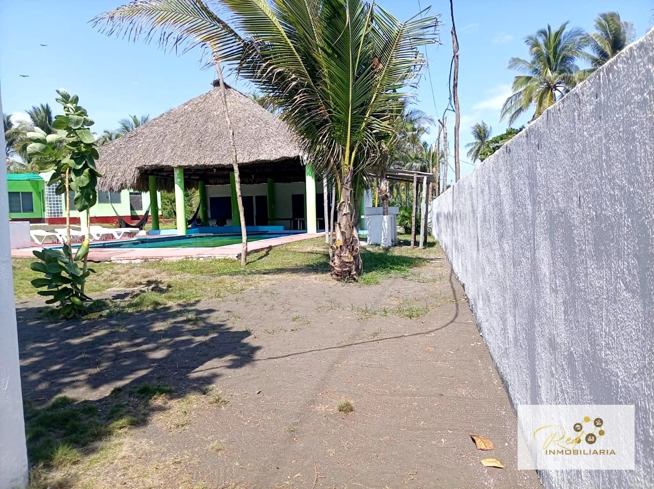 🏖️ Terreno con dos bungalows en venta — Aldea El Pumpo, Km 144 a 3 Km de Monterrico — Terreno en Venta en Monterrico, Santa Rosa — foto 4 de 14