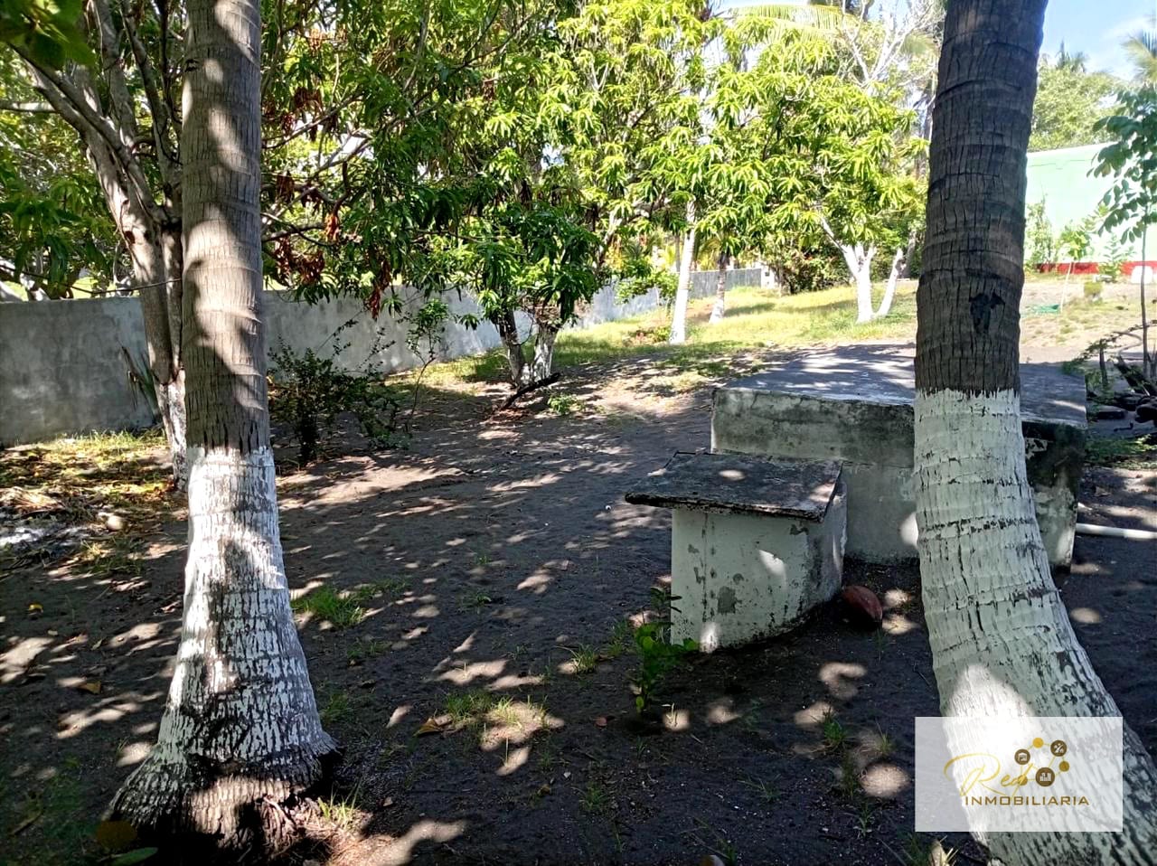 🏖️ Terreno con dos bungalows en venta — Aldea El Pumpo, Km 144 a 3 Km de Monterrico — Terreno en Venta en Monterrico, Santa Rosa — foto 10 de 14