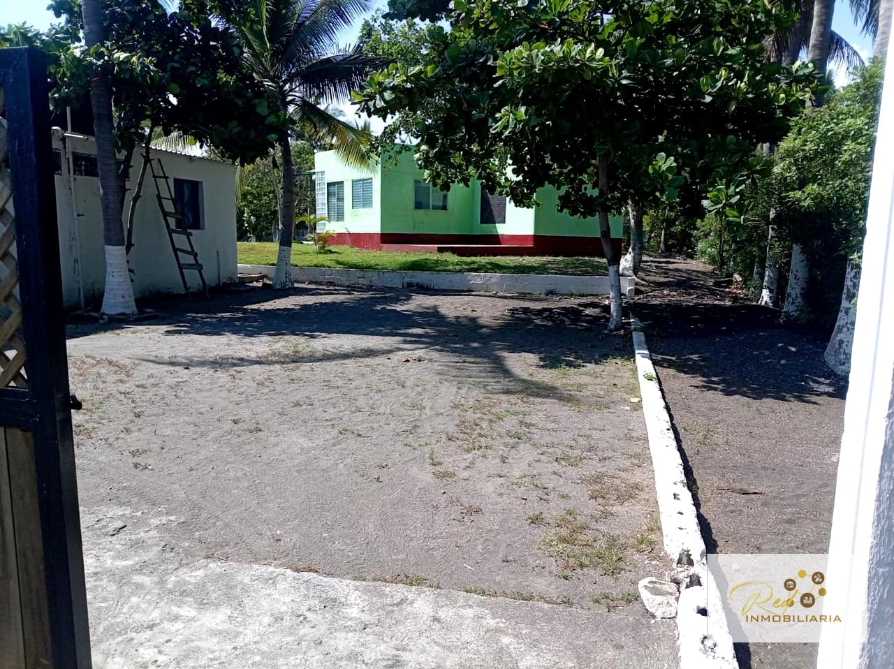 🏖️ Terreno con dos bungalows en venta — Aldea El Pumpo, Km 144 a 3 Km de Monterrico — Terreno en Venta en Monterrico, Santa Rosa — foto 7 de 14