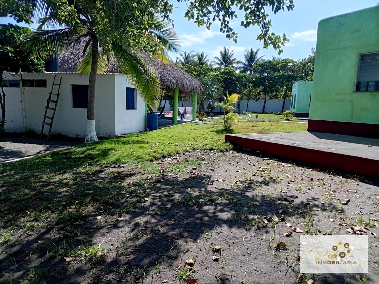 🏖️ Terreno con dos bungalows en venta — Aldea El Pumpo, Km 144 a 3 Km de Monterrico — Terreno en Venta en Monterrico, Santa Rosa — foto 9 de 14