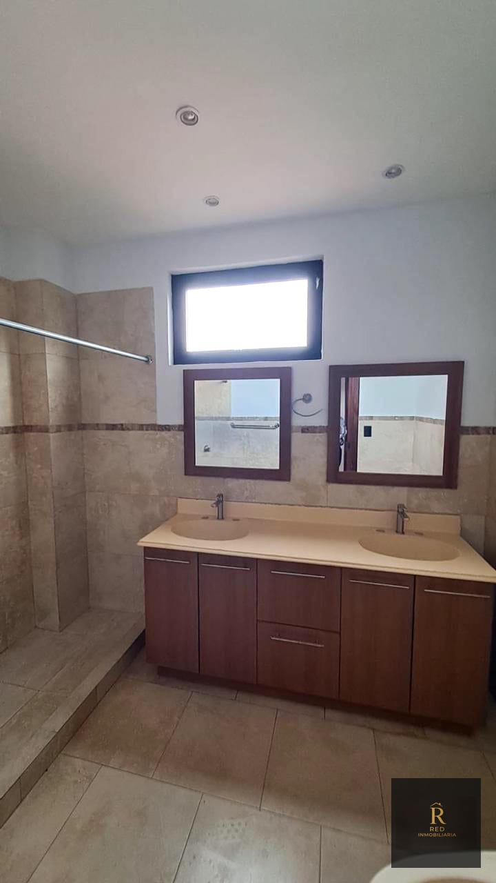 🏢 Renta de amplio apartamento — Edificio Oakland, Zona 10 — Apartamento en Alquiler en Zona 10, Guatemala, Ciudad — foto 16 de 17