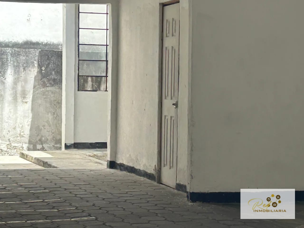 Venta Edificio 4 niveles 🏢 Comercio/Vivienda- Zona 9, Ciudad Capital — Edificio en Venta en Zona 9, Guatemala, Ciudad — foto 5 de 17