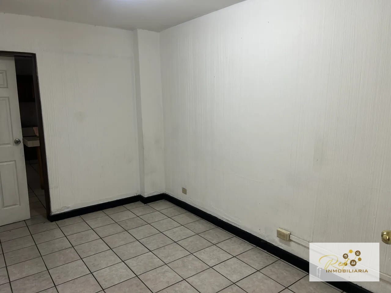 Venta Edificio 4 niveles 🏢 Comercio/Vivienda- Zona 9, Ciudad Capital — Edificio en Venta en Zona 9, Guatemala, Ciudad — foto 8 de 17