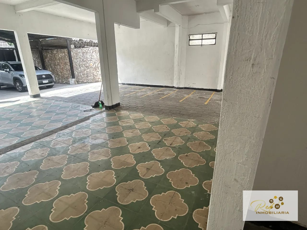 Venta Edificio 4 niveles 🏢 Comercio/Vivienda- Zona 9, Ciudad Capital — Edificio en Venta en Zona 9, Guatemala, Ciudad — foto 16 de 17