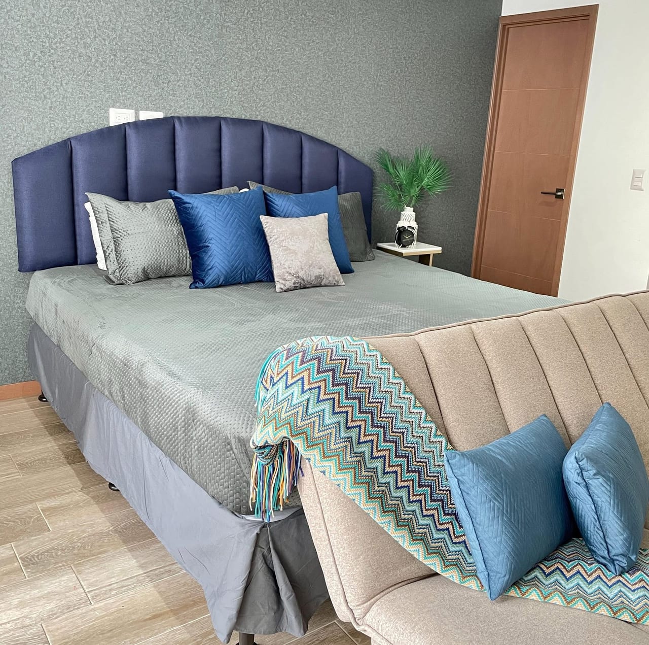 CONDADO CATORCE / APARTAMENTO TIPO LOFT EN VENTA — Apartamento en Venta en Zona 14, Guatemala, Ciudad — foto 2 de 5
