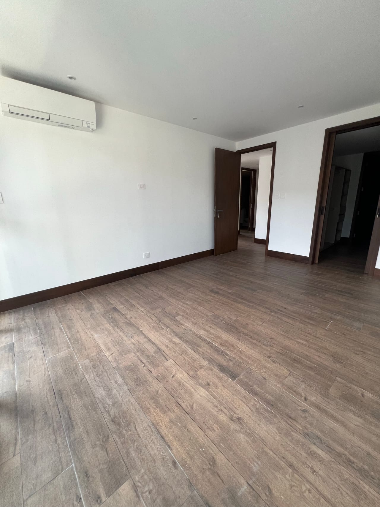 Gaura / Apartamento en Renta de 2 Habitaciones — Apartamento en Alquiler en Gaura, Zona 15, Guatemala, Ciudad — foto 6 de 12