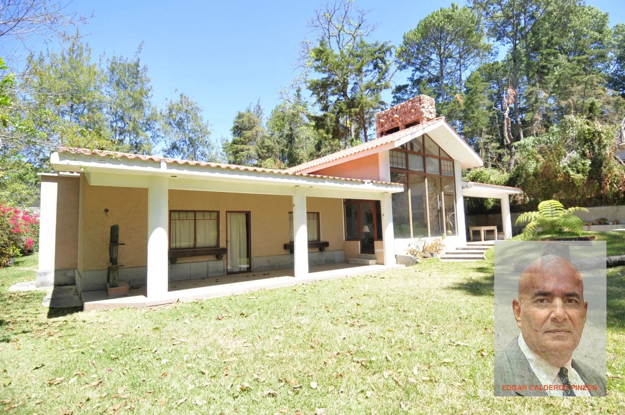 Residencia de un Nivel con 1,440 m² de Terreno – A 16 km de Antigua — Casa en Alquiler en Santiago Sacatepéquez, Sacatepéquez — foto 1 de 17