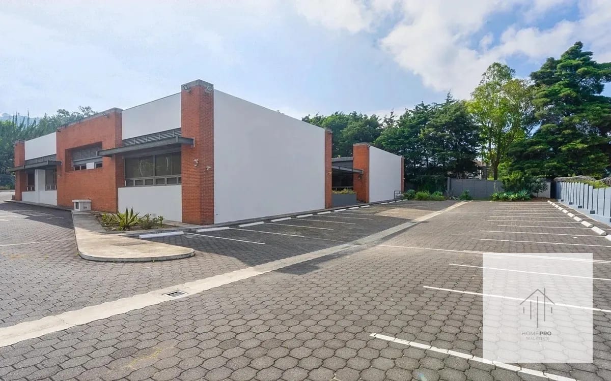 Edificio en Renta o Venta en Zona 15 — Edificio en Alquiler en Vista Hermosa II, Zona 15, Guatemala, Ciudad — foto 2 de 17