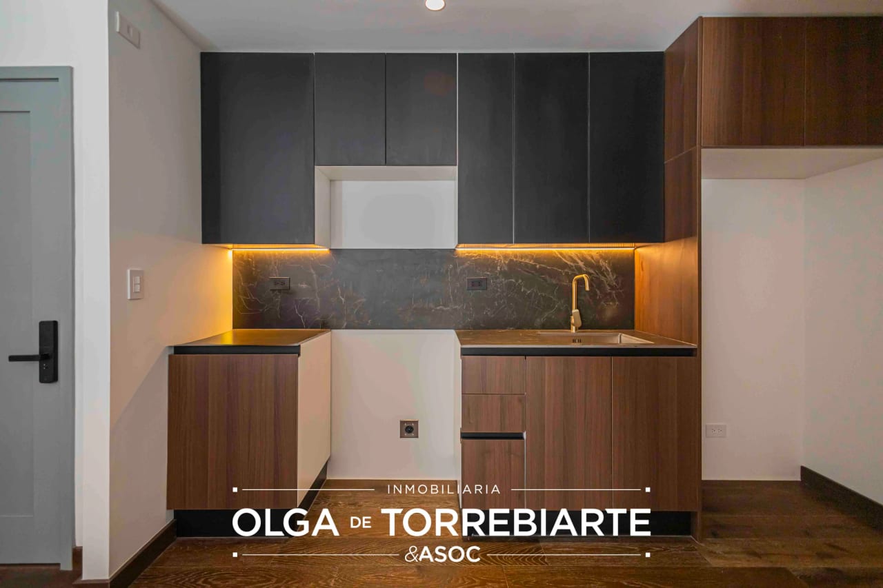 Apartamento en Atarah, Zona 10 (copia) — Apartamento en Alquiler en Atarah, Zona 10, Guatemala, Ciudad — foto 3 de 9