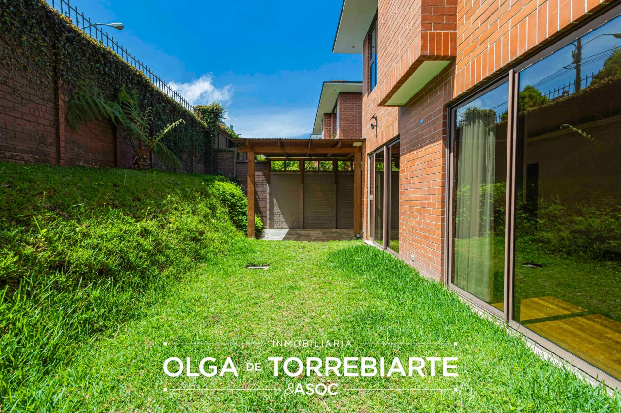 Casa en Condominio Bromelias, Residencias Concepción — Casa en Alquiler en Bromelias Concepcion, Carretera a El Salvador, Guatemala, Ciudad — foto 16 de 17