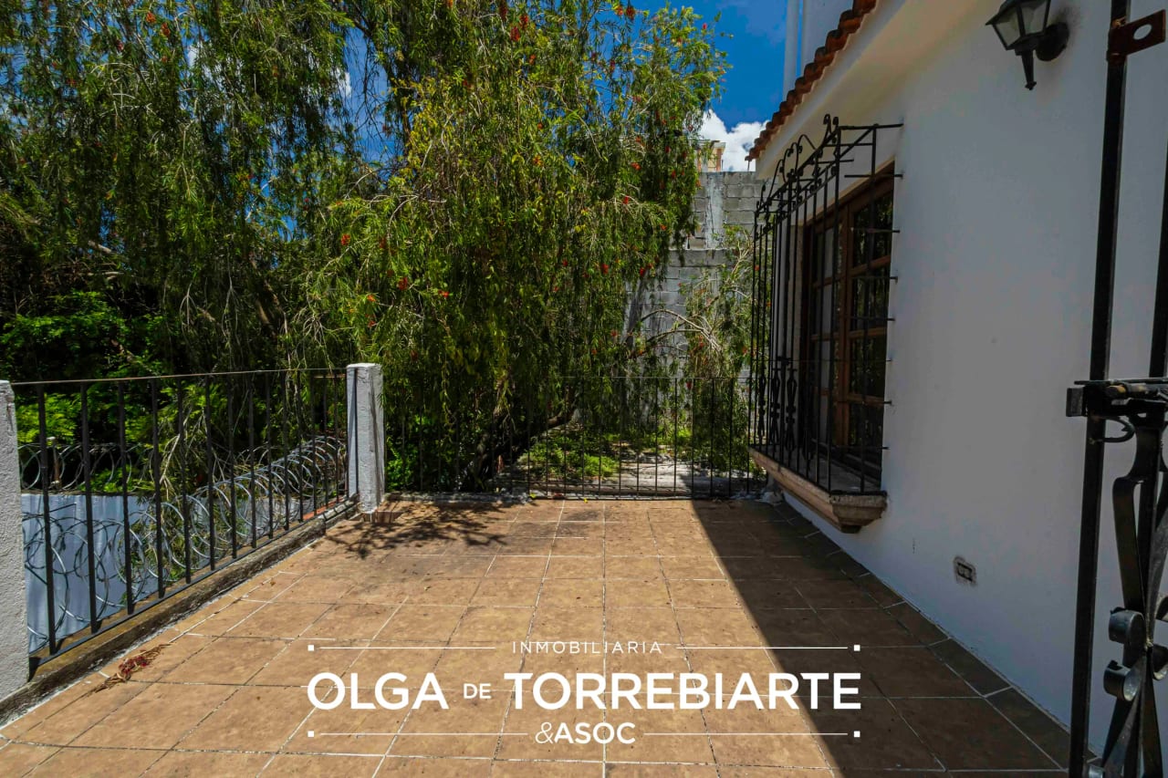 Casa en San Pedro El Panorama — Casa en Alquiler en Antigua, Sacatepéquez — foto 10 de 17