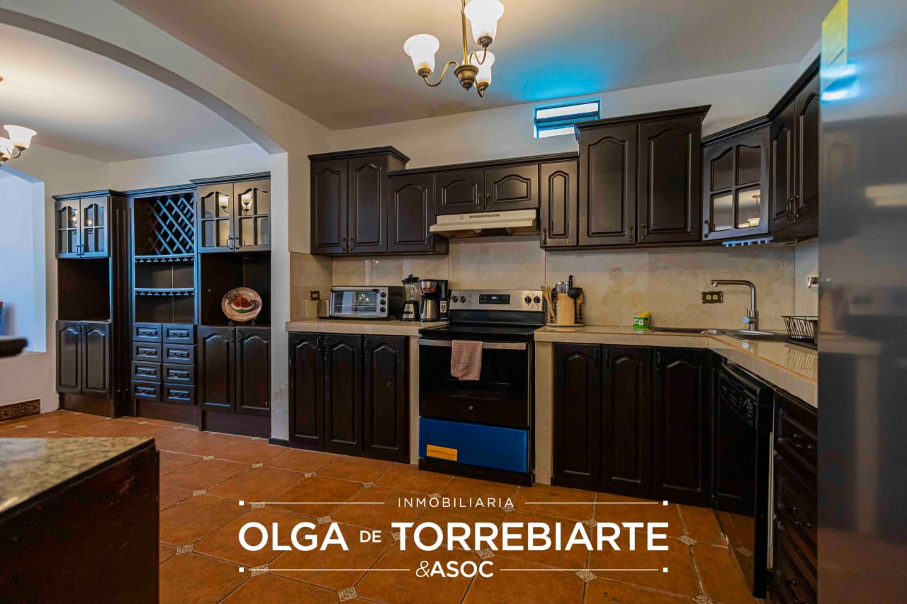 Casa en San Pedro El Panorama — Casa en Alquiler en Antigua, Sacatepéquez — foto 6 de 17