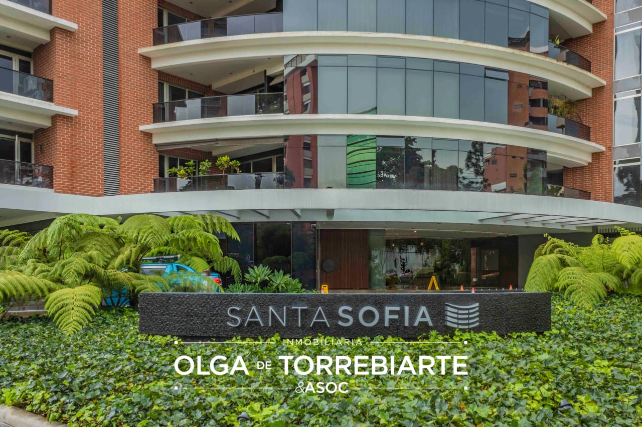 Apartamento amueblado en Santa Sofía — Apartamento en Alquiler en Santa Sofía, Zona 10, Guatemala, Ciudad — foto 1 de 15