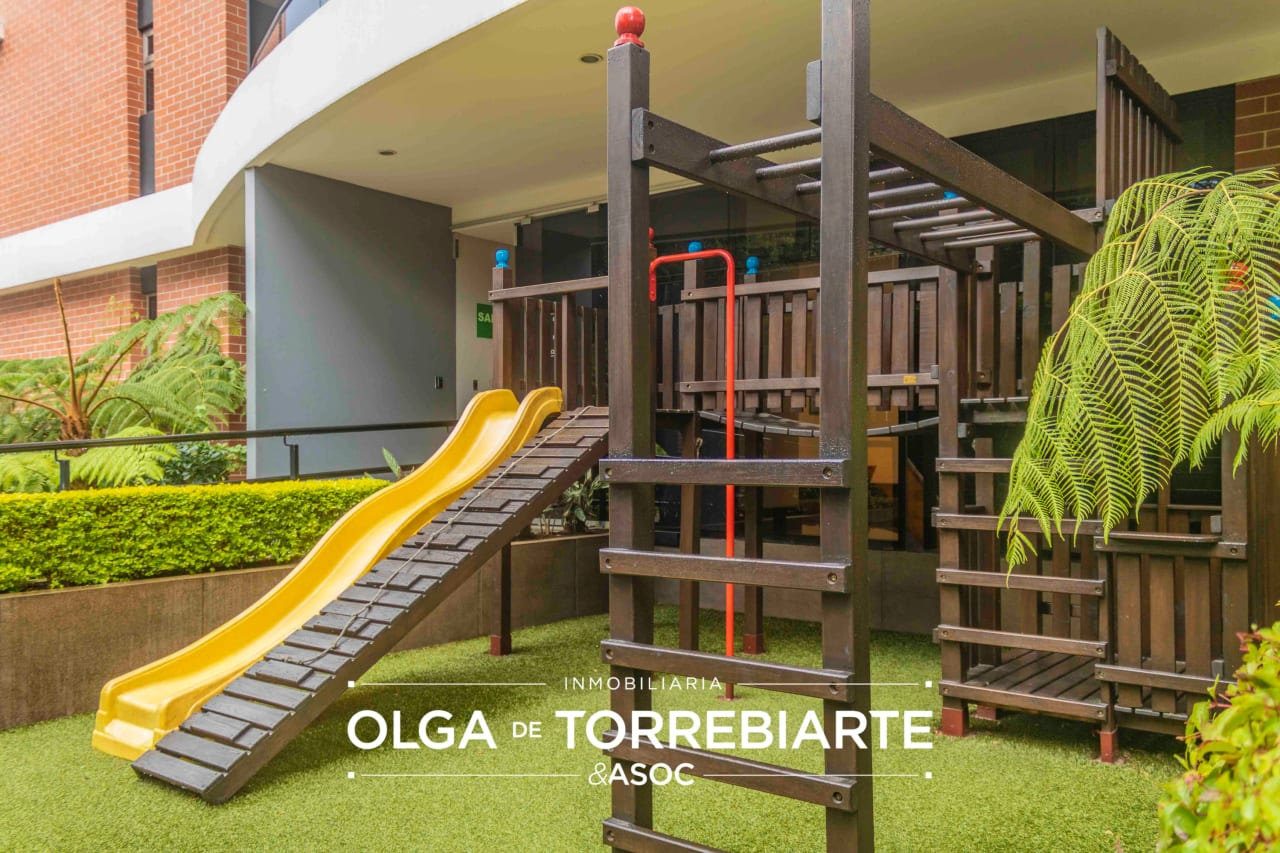 Apartamento amueblado en Santa Sofía — Apartamento en Alquiler en Santa Sofía, Zona 10, Guatemala, Ciudad — foto 12 de 15