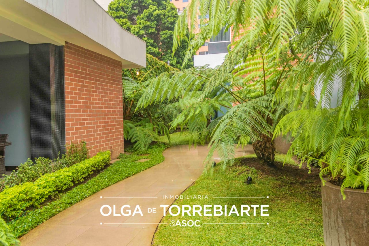 Apartamento amueblado en Santa Sofía — Apartamento en Alquiler en Santa Sofía, Zona 10, Guatemala, Ciudad — foto 14 de 15