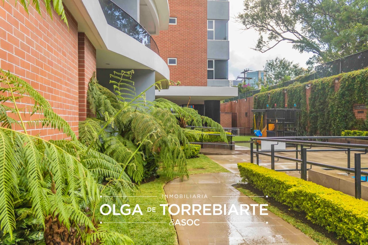 Apartamento amueblado en Santa Sofía — Apartamento en Alquiler en Santa Sofía, Zona 10, Guatemala, Ciudad — foto 15 de 15