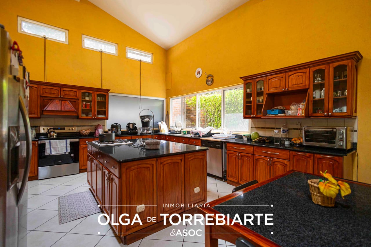 Casa en El Pajón, San José Pinula — Casa en Venta en San José Pinula, Guatemala, Ciudad — foto 10 de 17
