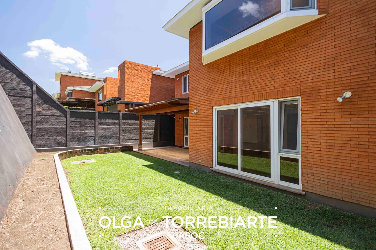 Casa en Condominio La Joya, Zona 10 — Casa en Alquiler en Zona 10, Guatemala, Ciudad — foto 10 de 17