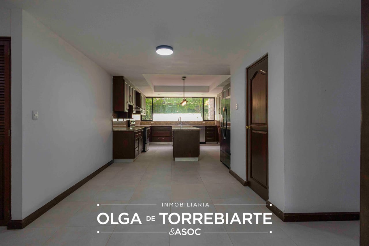 Apartamento en Altos de Torreliana, Carretera a El Salvador — Apartamento en Alquiler en Altos de Torreliana, Carretera a El Salvador, Guatemala, Ciudad — foto 7 de 16