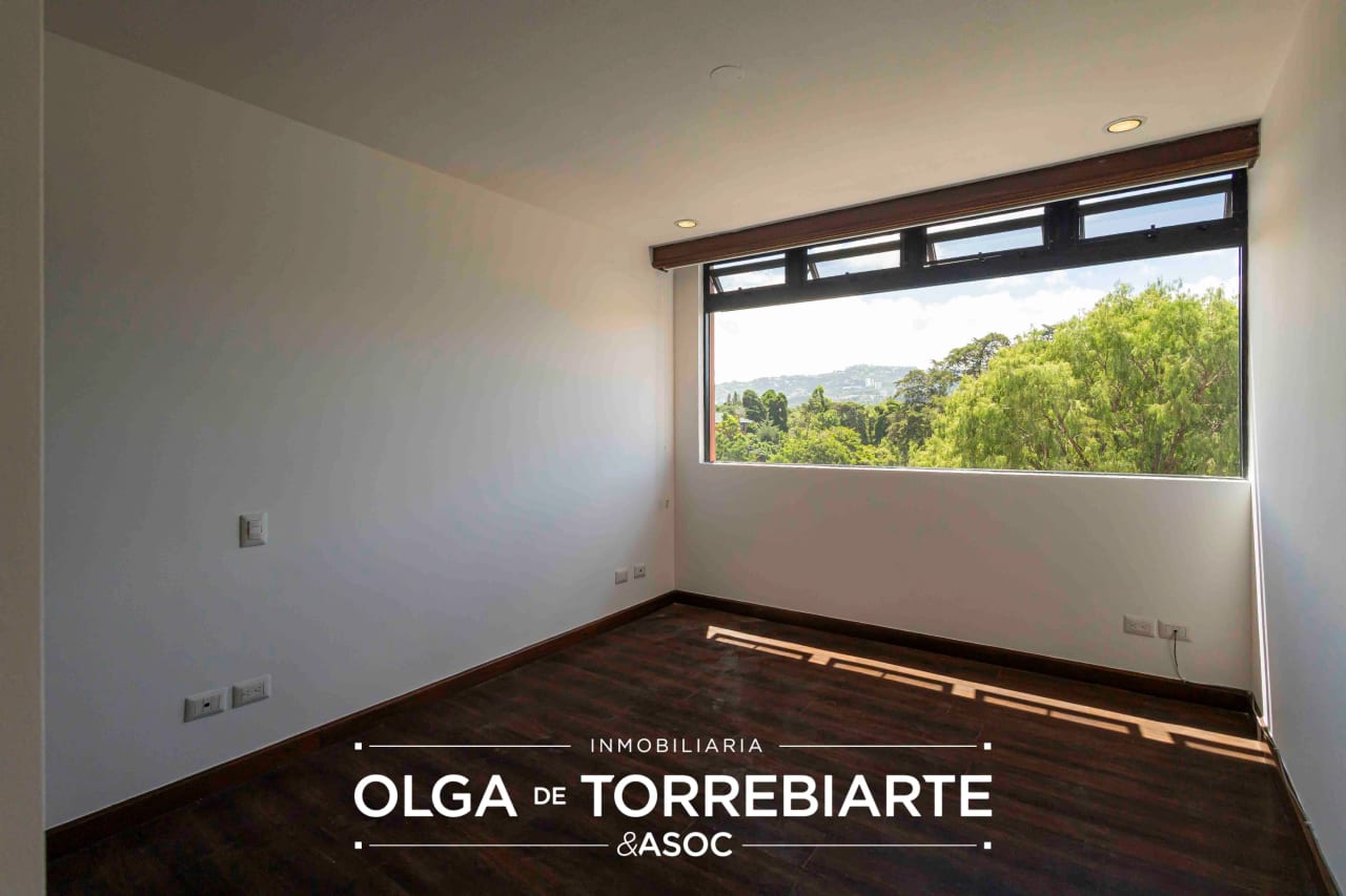 Apartamento en Torrealba, Zona 14 — Apartamento en Alquiler en Torre Alba, Zona 14, Guatemala, Ciudad — foto 8 de 12