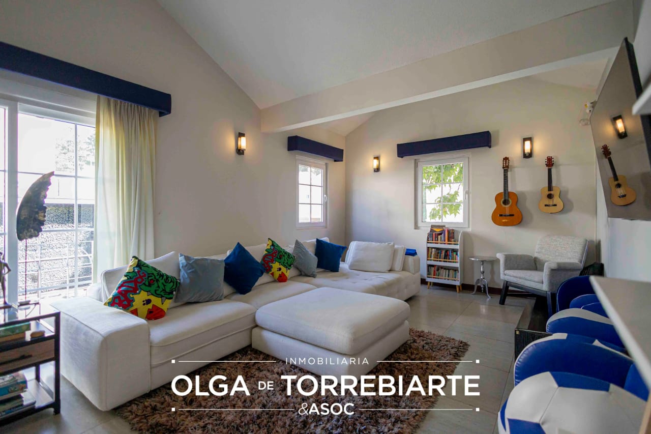 Casa en Condominio Pasaje Residencias — Casa en Venta en Carretera a El Salvador, Guatemala, Ciudad — foto 11 de 13