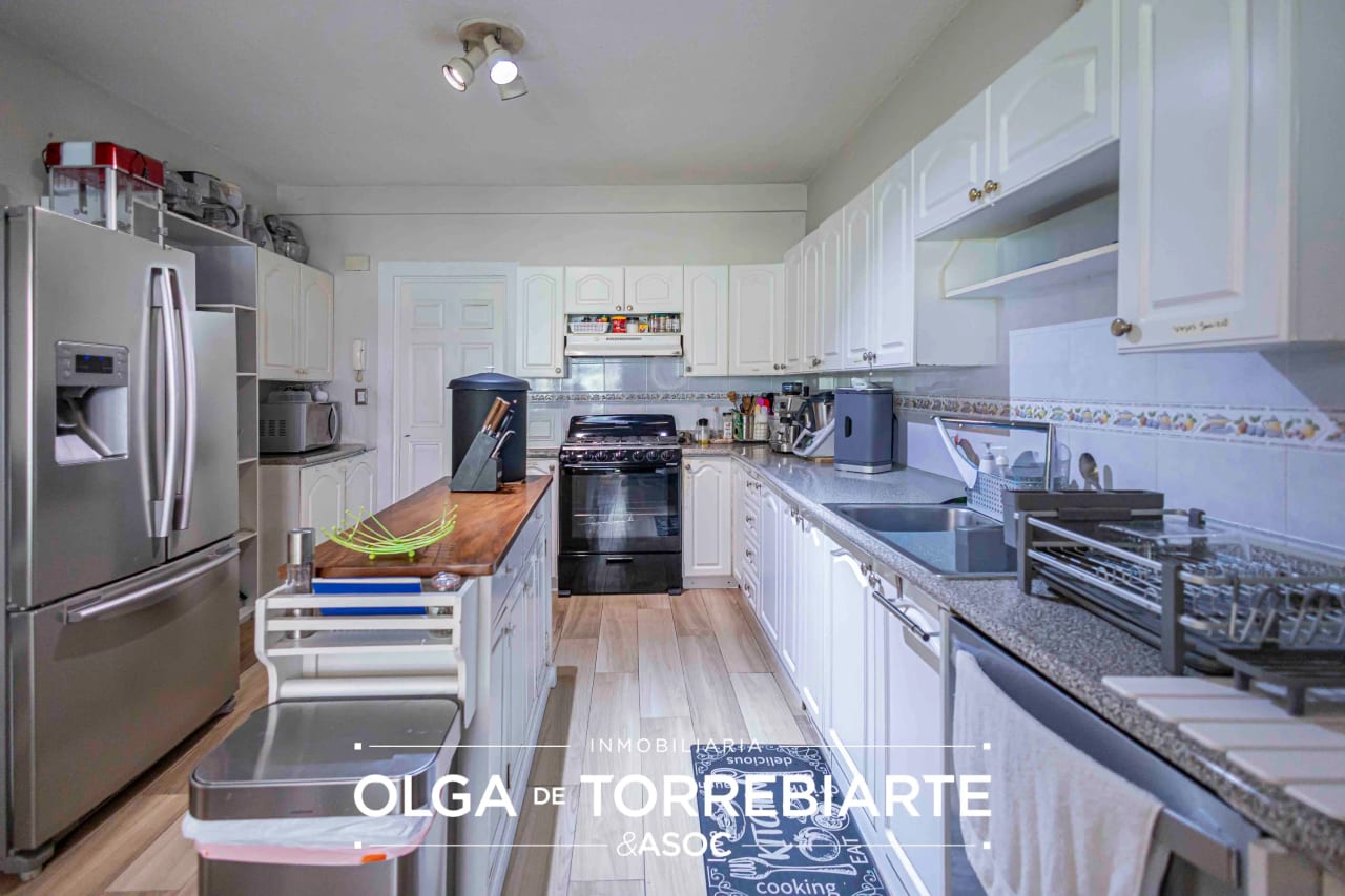 Casa en Condominio Pasaje Residencias — Casa en Venta en Carretera a El Salvador, Guatemala, Ciudad — foto 6 de 13
