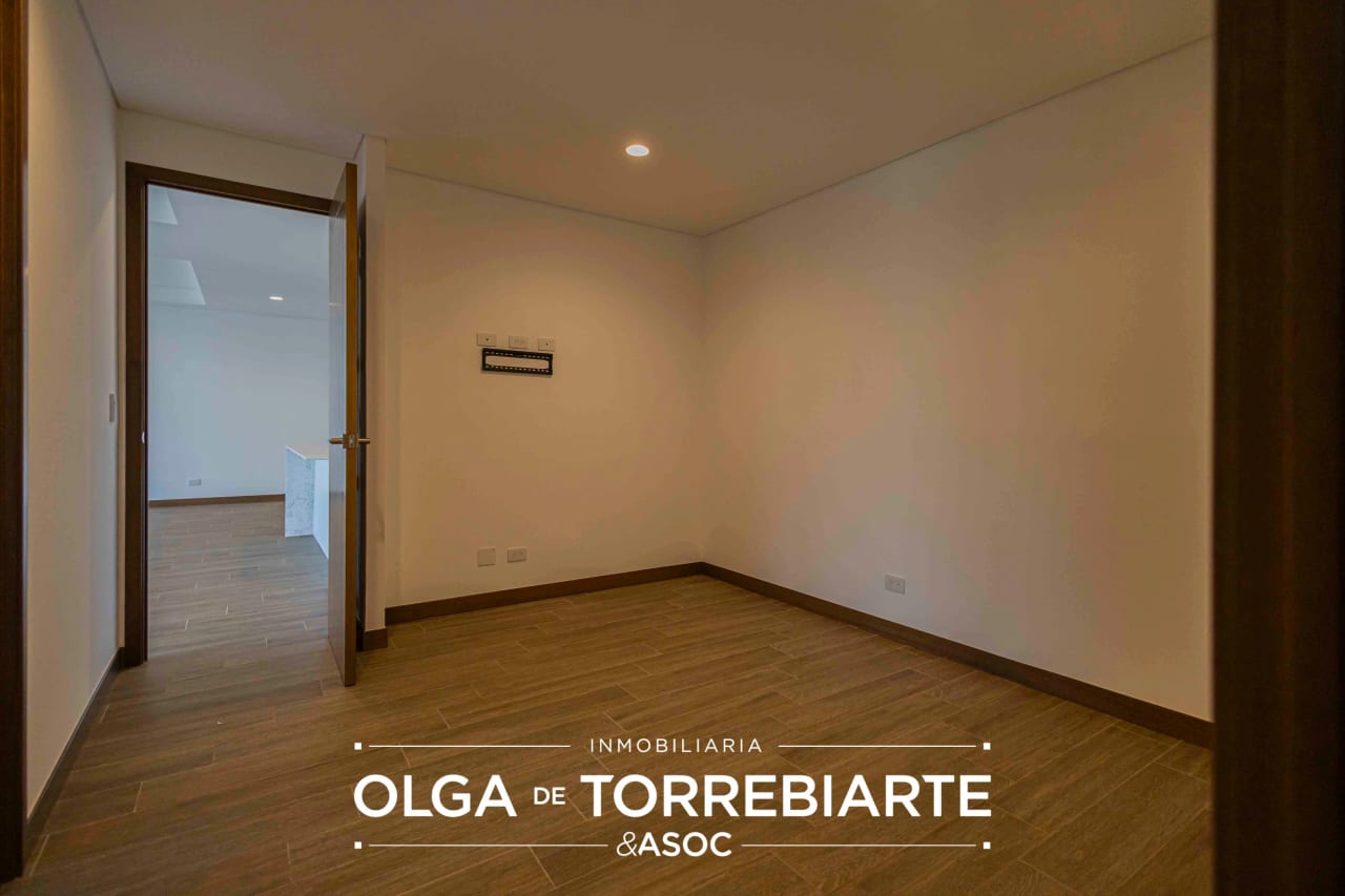 Apartamento en Ferré Diez, Zona 10 — Apartamento en Alquiler en Ferré Diez, Zona 10, Guatemala, Ciudad — foto 8 de 17
