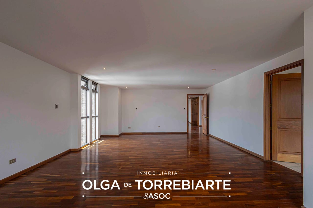 Apartamento en Tiffany I, Zona 10 — Apartamento en Alquiler en Tiffany, Zona 10, Guatemala, Ciudad — foto 4 de 13