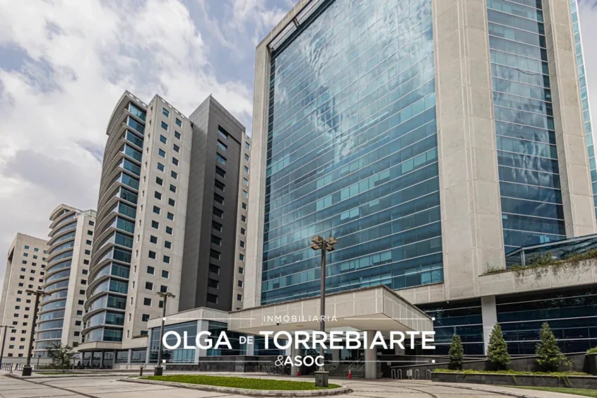 Oficina en Zona Pradera, Zona 10 — Oficina en Alquiler en Zona Pradera, Zona 10, Guatemala, Ciudad — foto 1 de 8