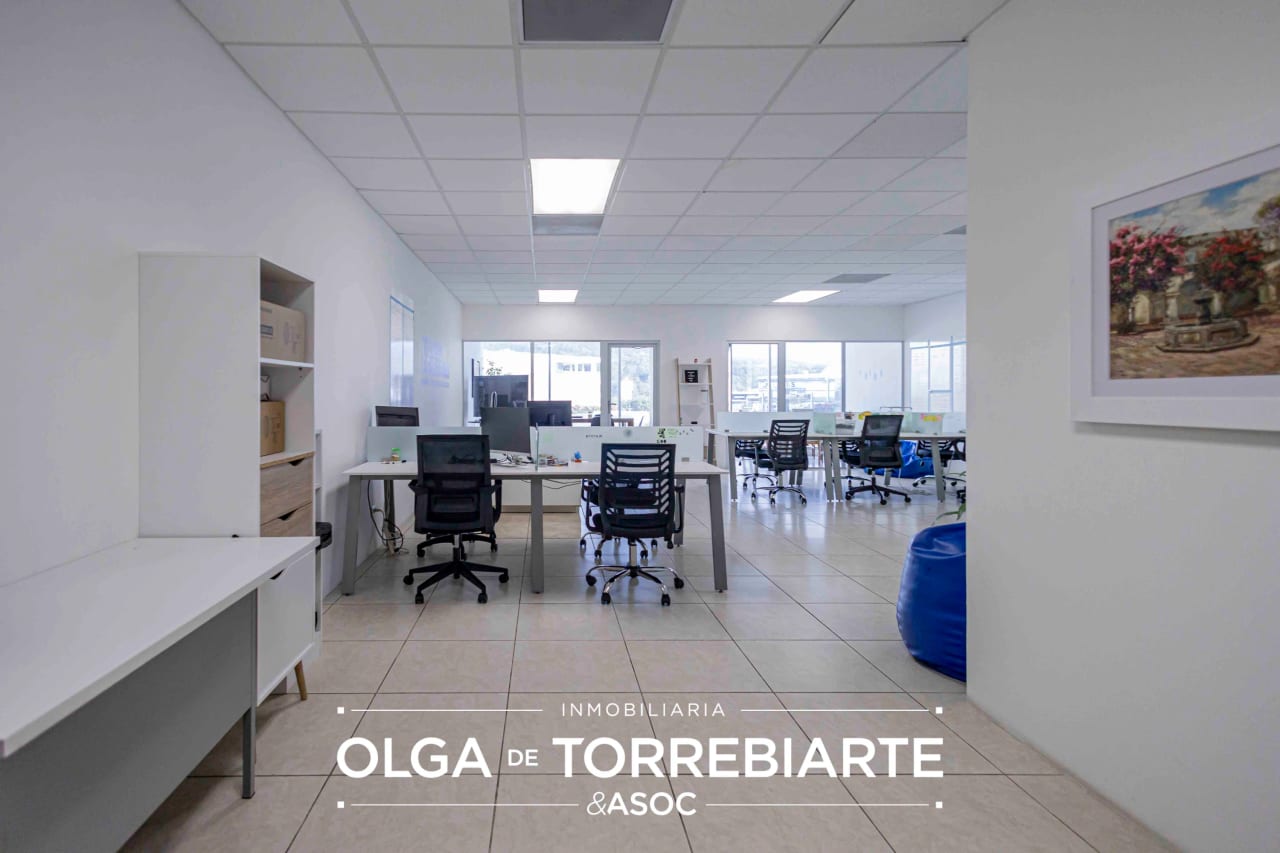 Oficina en Zona Pradera, Zona 10 — Oficina en Alquiler en Zona Pradera, Zona 10, Guatemala, Ciudad — foto 2 de 8
