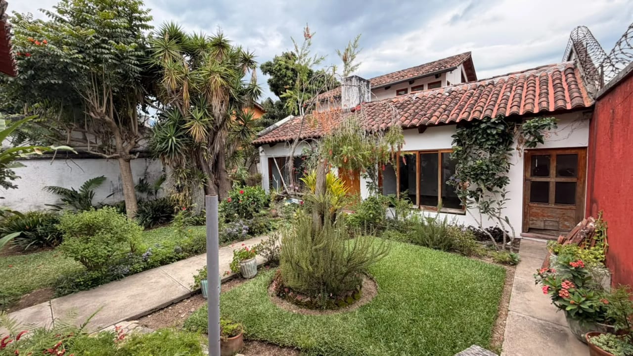 Casa en Antigua Guatemala — Casa en Venta en Dentro del Casco, Antigua, Sacatepéquez — foto 2 de 5