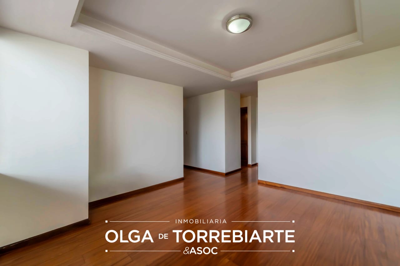 Apartamento en Torre del Valle, Zona 10 — Apartamento en Venta en Torre Del Valle, Zona 10, Guatemala, Ciudad — foto 7 de 9