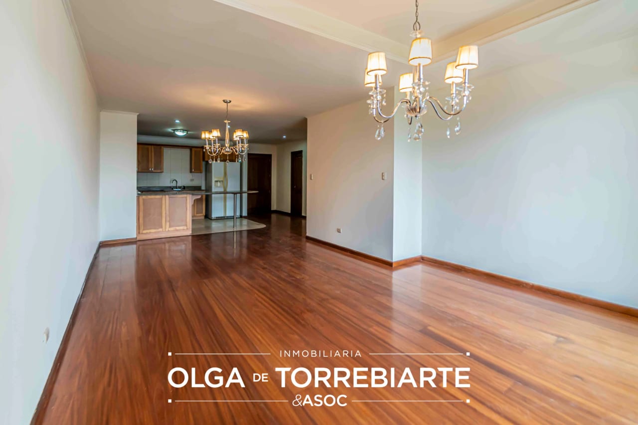 Apartamento en Torre del Valle, Zona 10 — Apartamento en Venta en Torre Del Valle, Zona 10, Guatemala, Ciudad — foto 1 de 9