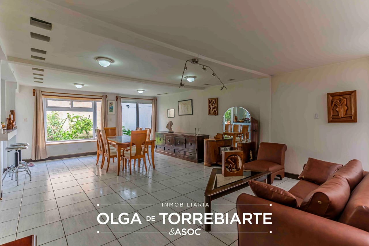 Residencial Los Alpes, San Lucas Sacatepéquez — Casa en Venta en San Lucas Sacatepéquez, Sacatepéquez — foto 3 de 12
