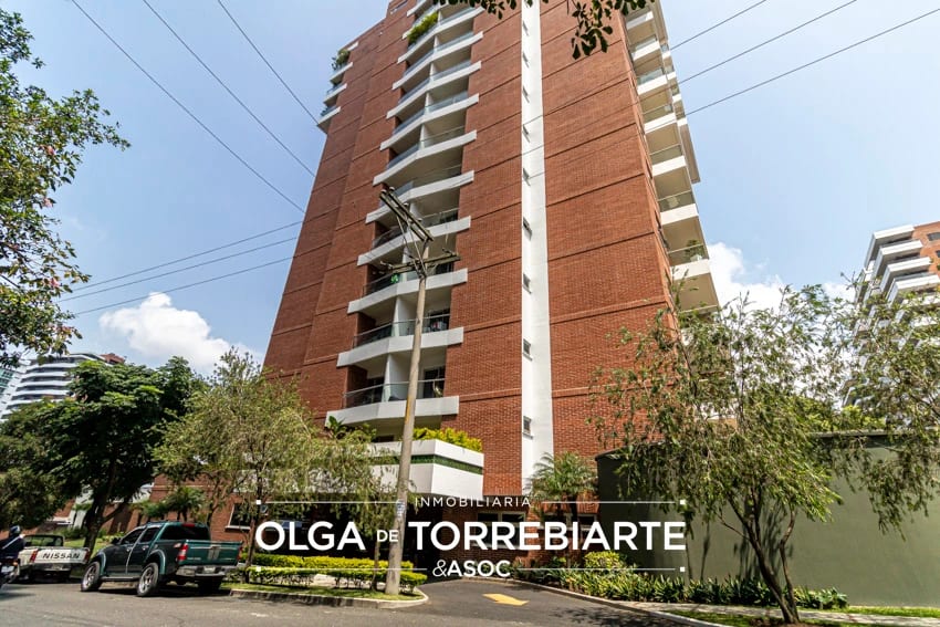 Apartamento en Akoya, Zona 14 — Apartamento en Alquiler en Akoya, Zona 14, Guatemala, Ciudad — foto 1 de 16