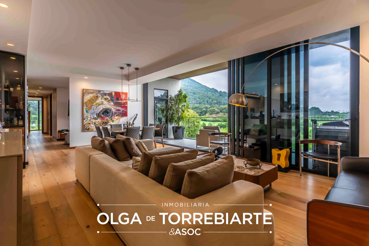Apartamento en Saudé El Pulté Golf, Zona 16 — Apartamento en Alquiler en El Pulté Golf, Zona 16, Guatemala, Ciudad — foto 1 de 16