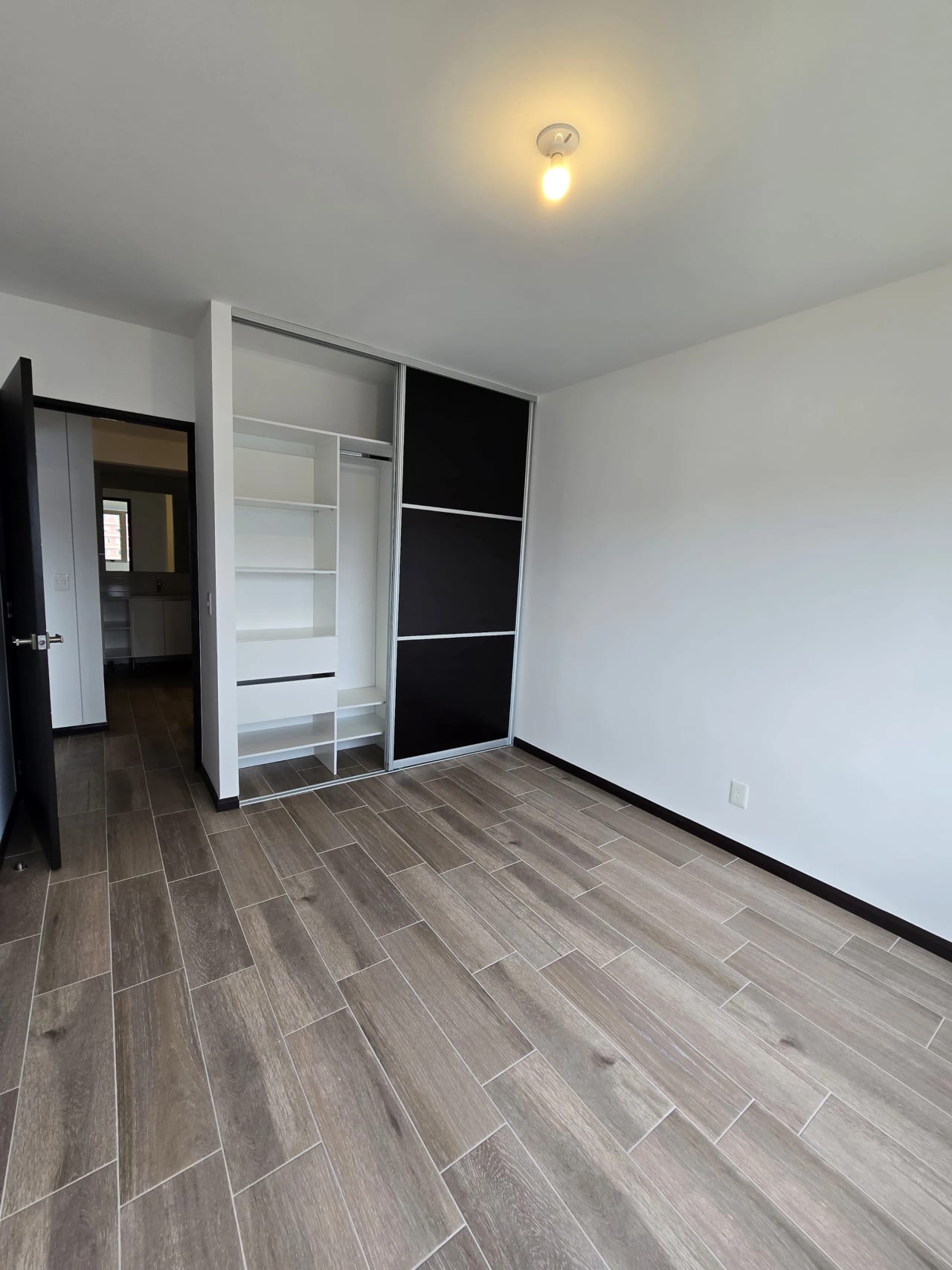 Se Alquila Apto. Segheria, Zona 14. — Apartamento en Alquiler en Segheria, Zona 14, Guatemala, Ciudad — foto 11 de 17