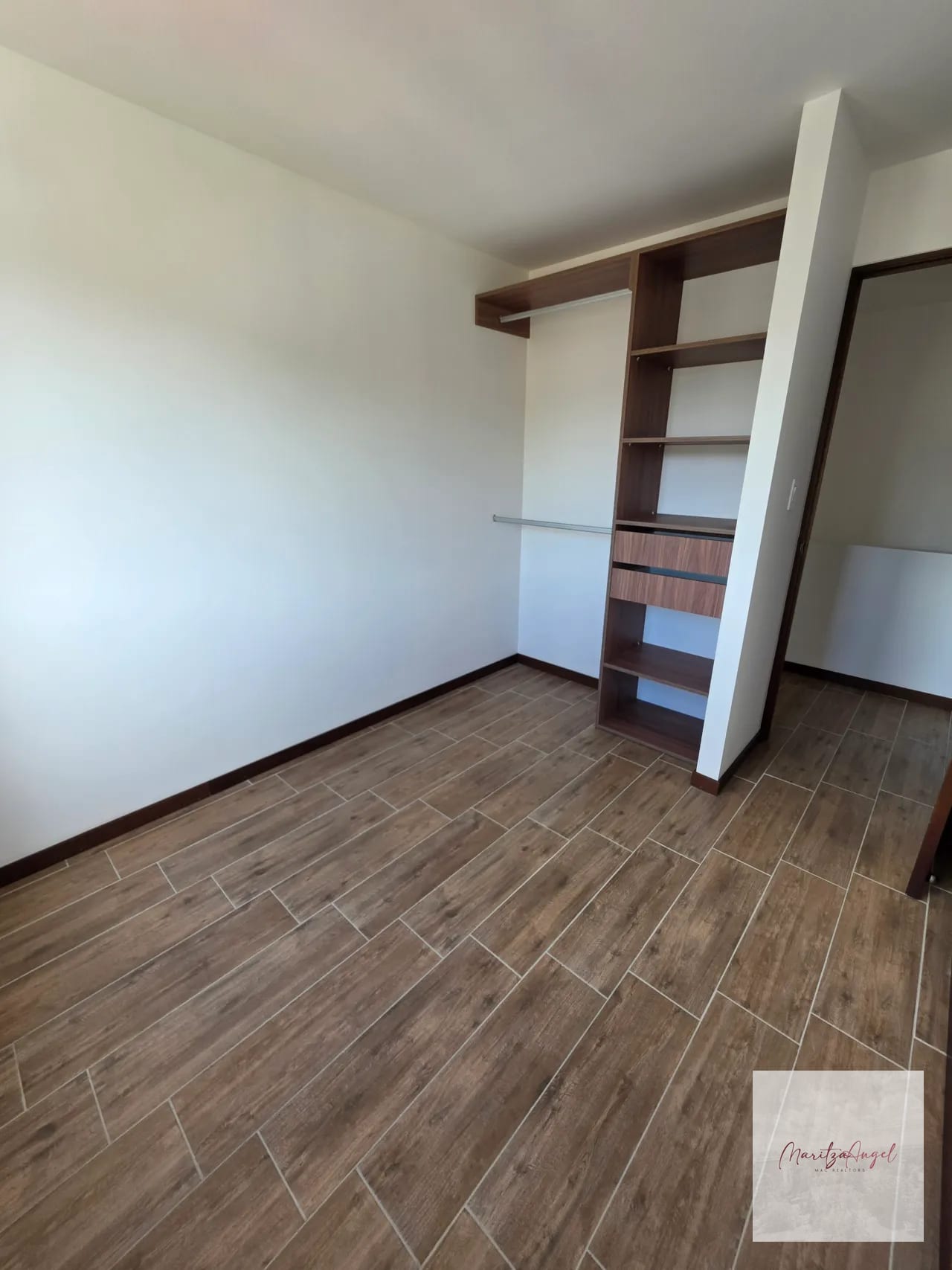 Apartamento en Venta en Condado el Naranjo Ñ, Edificio Nuvo — Apartamento en Venta en Condado Naranjo, Zona 4 Mixco, Guatemala, Ciudad — foto 8 de 14