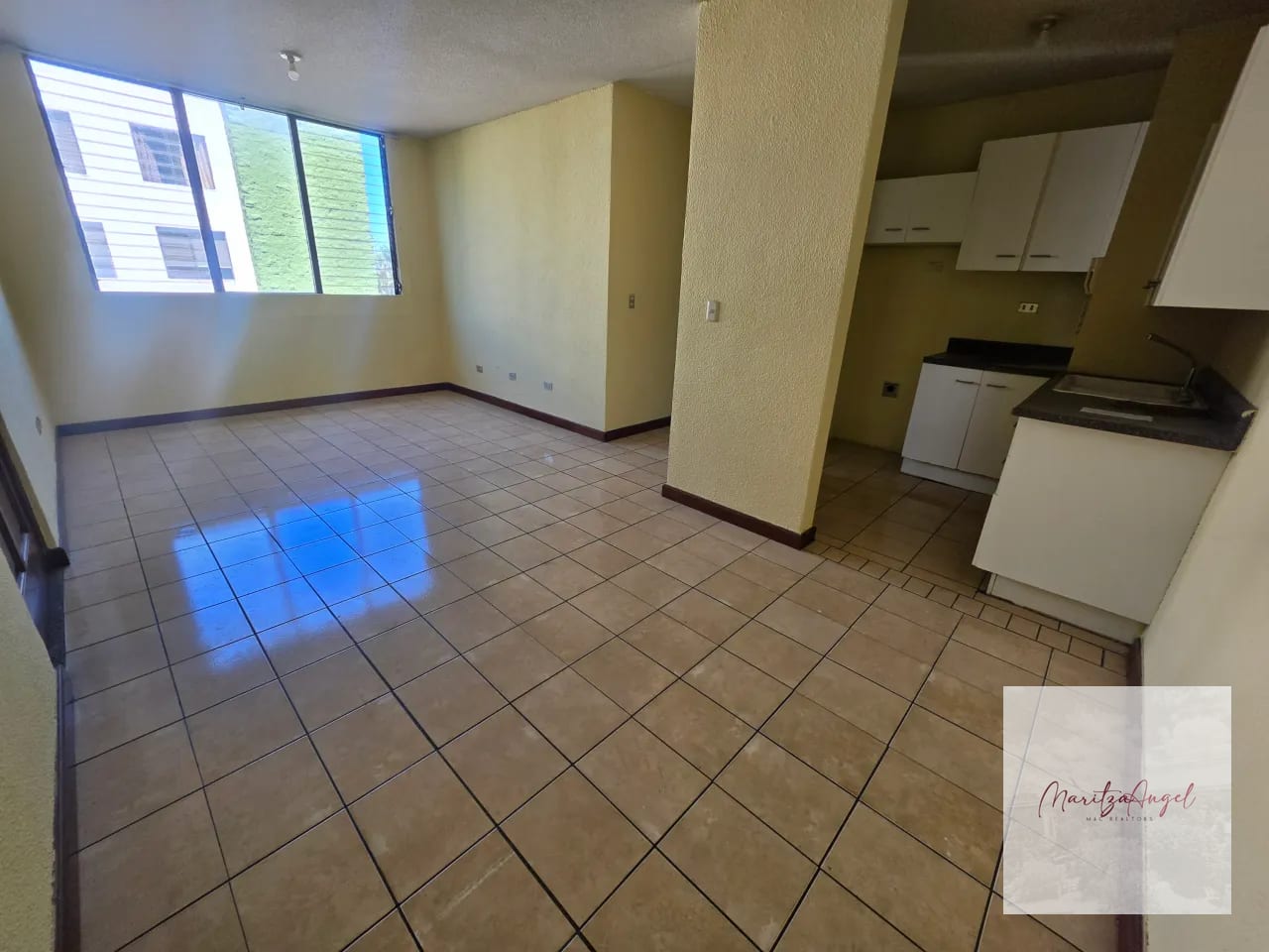 Alquiler de Apartamento en Zona 16 — Apartamento en Alquiler en Valles de Acatan, Zona 16, Guatemala, Ciudad — foto 5 de 9