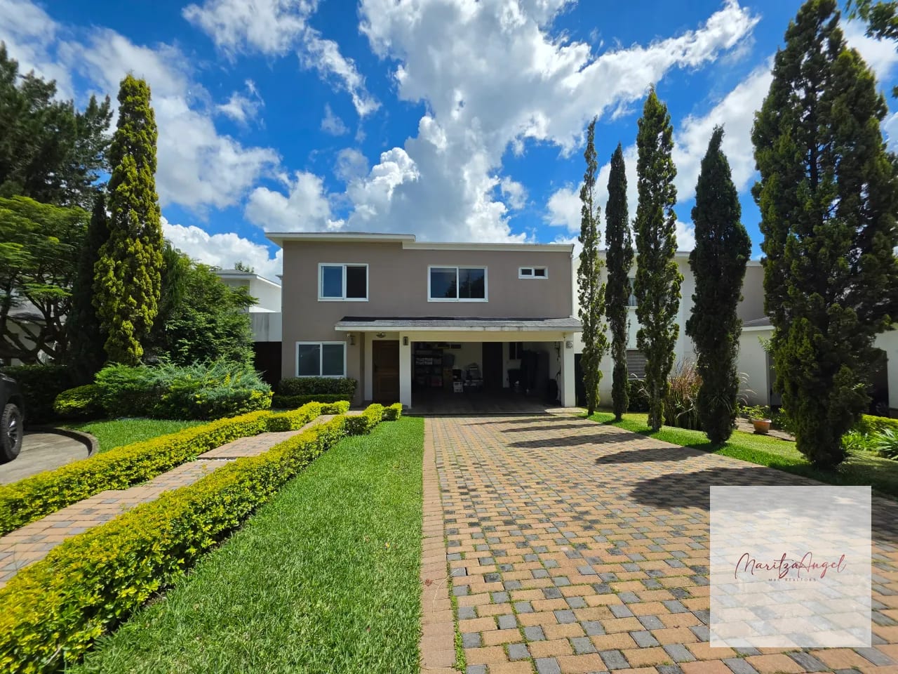 Casa en Venta en Carretera a el Salvador — Casa en Venta en La Fontana III, Carretera a El Salvador, Guatemala, Ciudad — foto 1 de 10