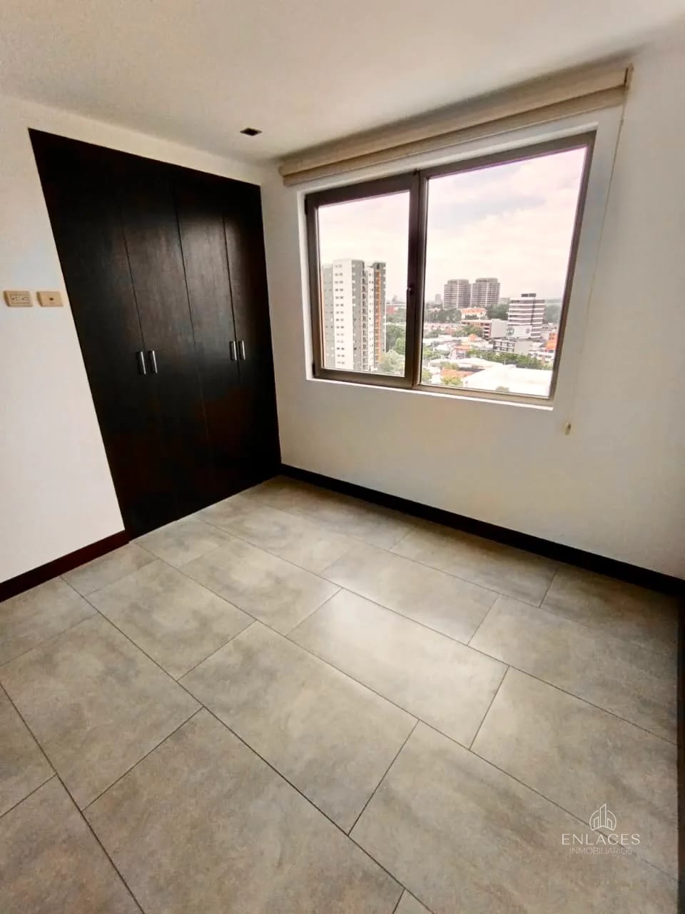 Zona 10 • Apartamento en Venta • Edificio Neo 1 — Apartamento en Venta en Neo Apartamentos, Zona 10, Guatemala, Ciudad — foto 14 de 17