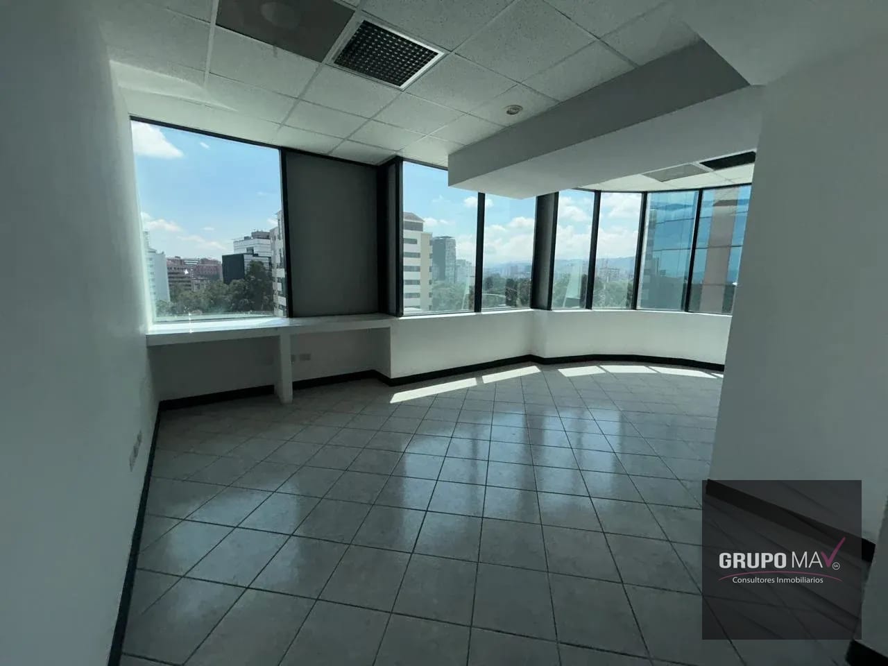 Oficina Zona 14 Europlaza — Oficina en Venta en Europlaza, Zona 14, Guatemala, Ciudad — foto 3 de 11