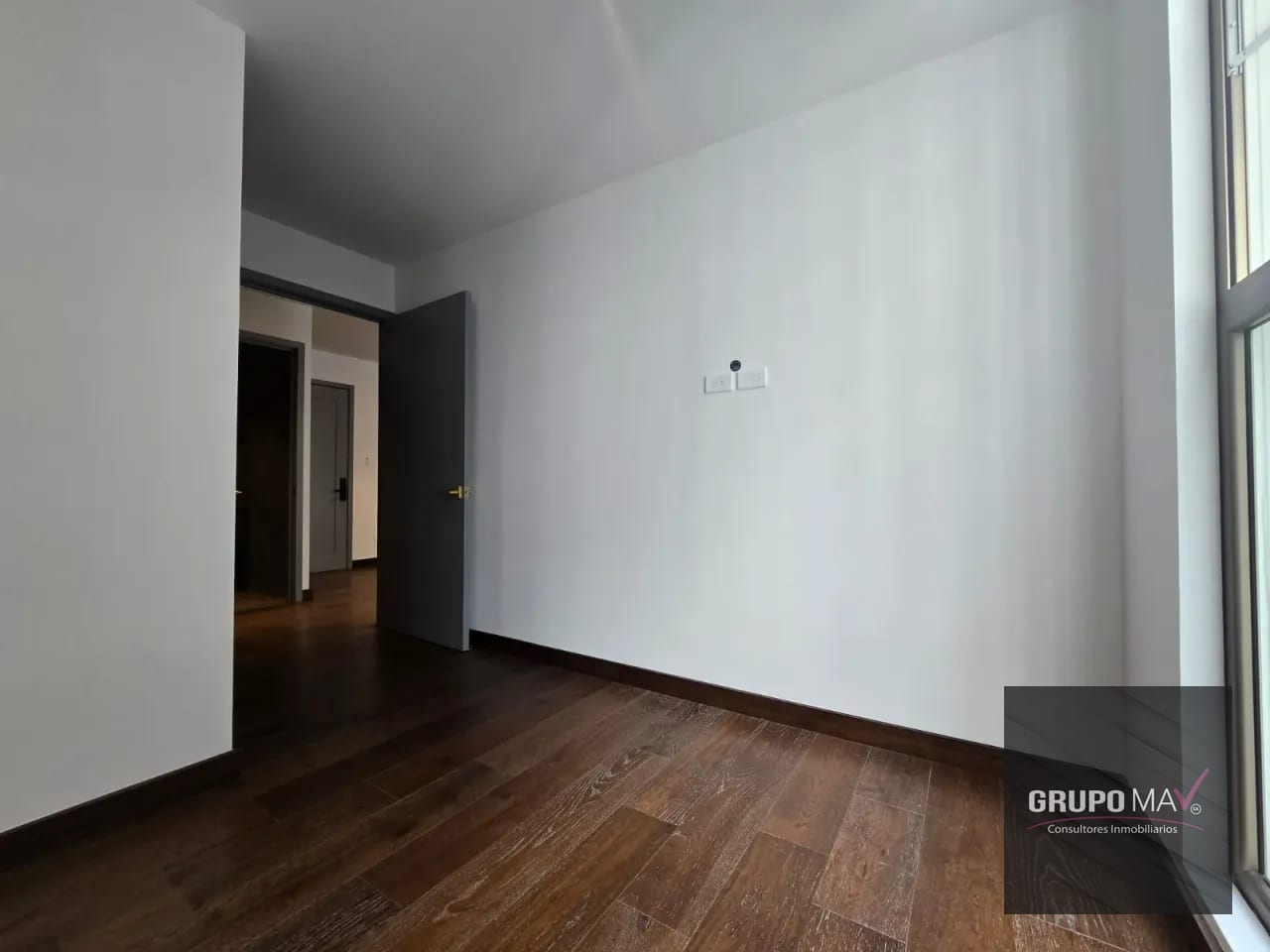 Apartamento Zona 10 Atarah — Apartamento en Alquiler en Atarah, Zona 10, Guatemala, Ciudad — foto 3 de 8