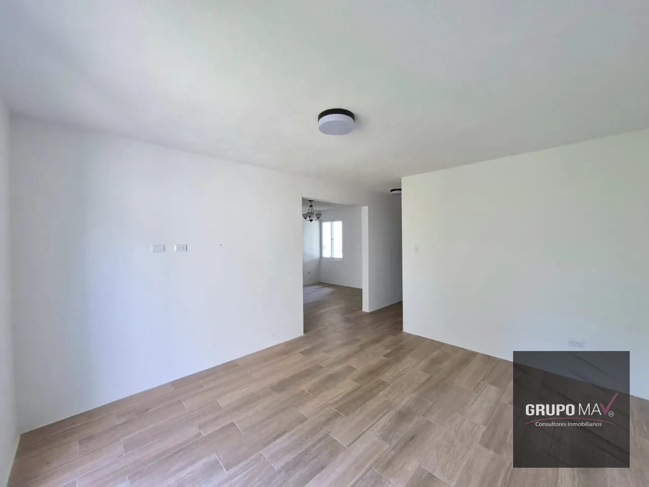 Casa Nueva dentro de Pinabetes Condominio Eucaliptos — Casa en Venta en San José Pinula, Guatemala, Ciudad — foto 5 de 10