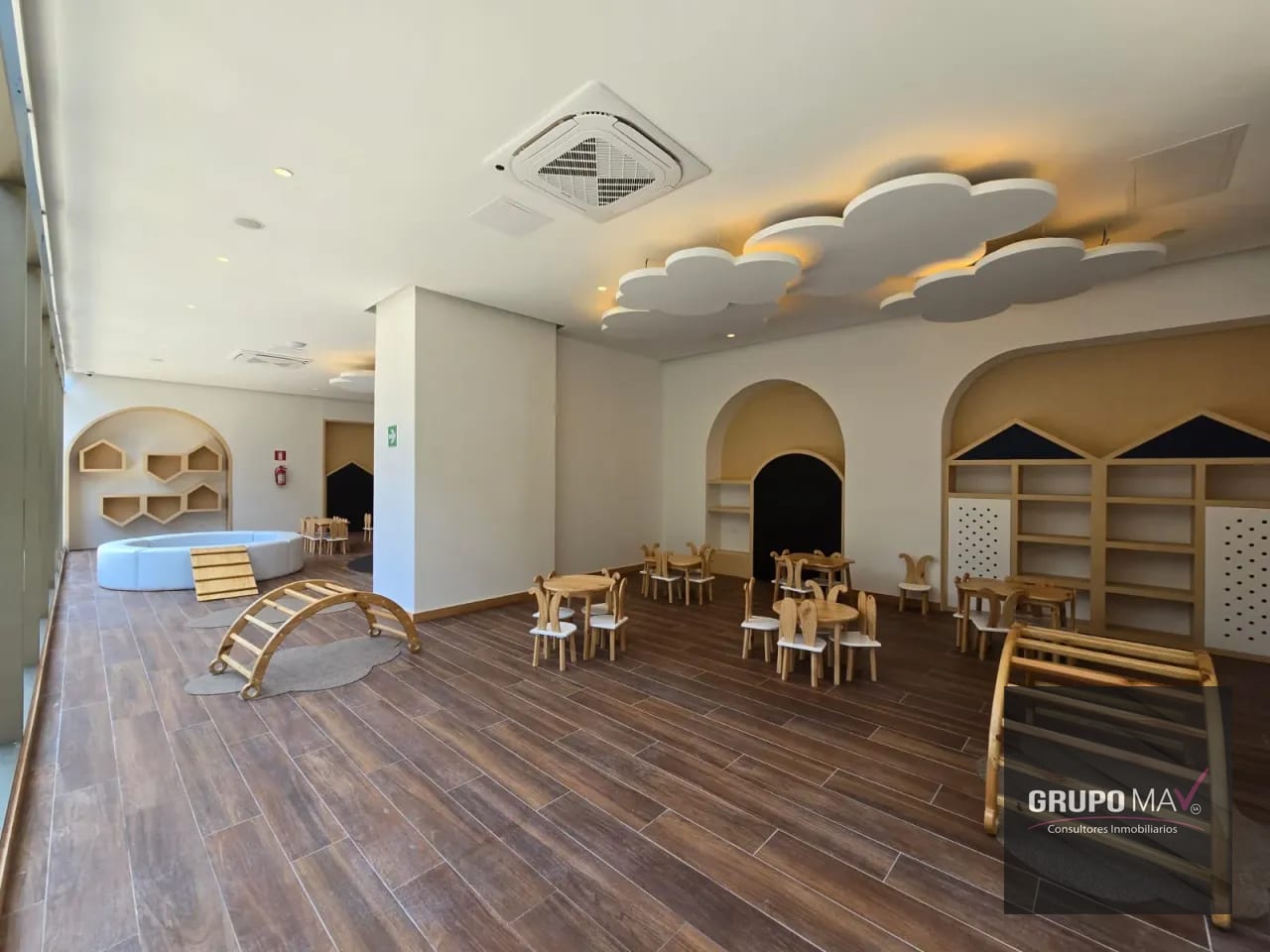 Apartamento Zona 10 Atarah — Apartamento en Alquiler en Atarah, Zona 10, Guatemala, Ciudad — foto 1 de 10