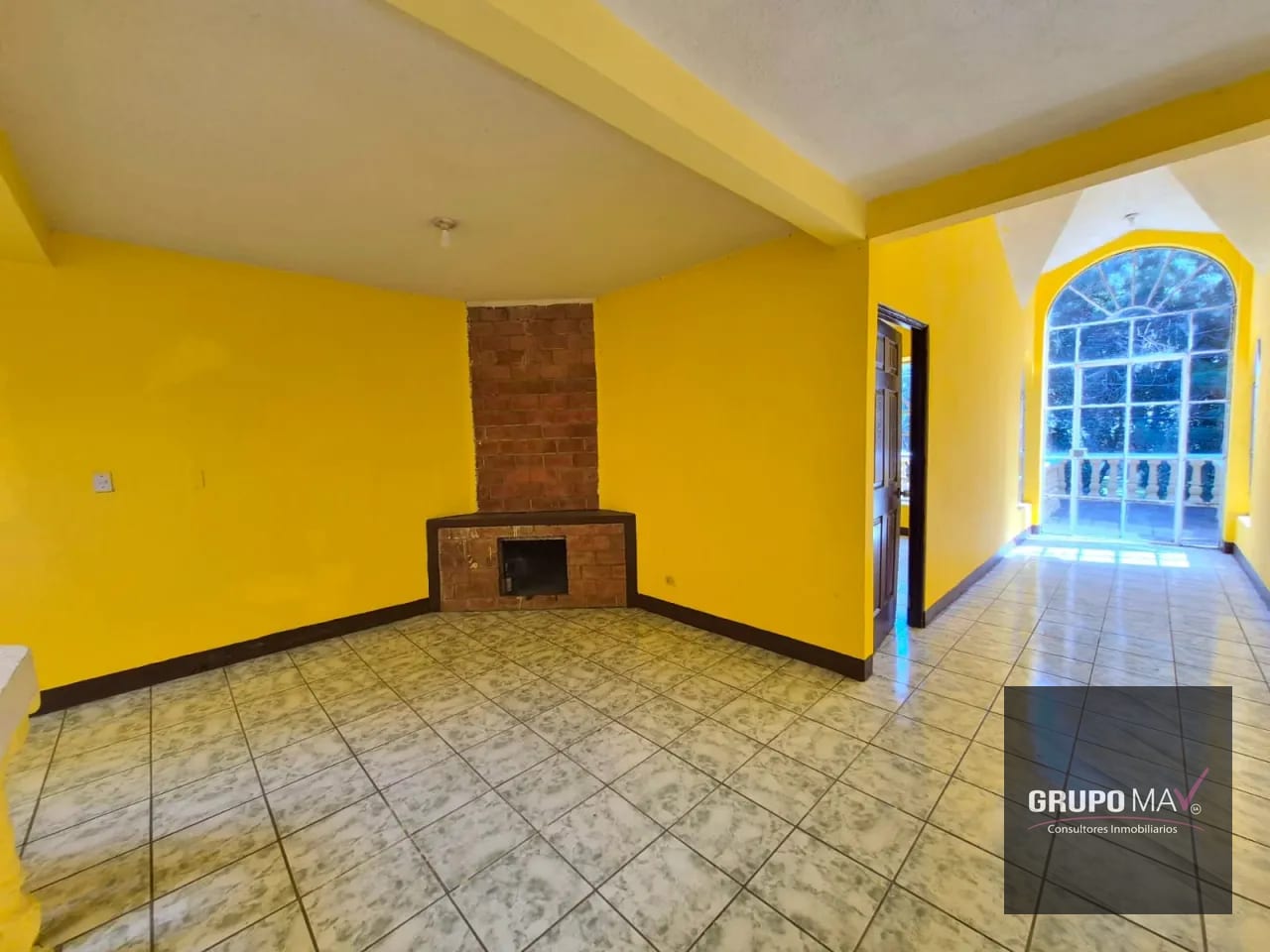Casa Zona 2 de San Lucas Sacatepéquez — Casa en Venta en San Lucas Sacatepéquez, Sacatepéquez — foto 2 de 8